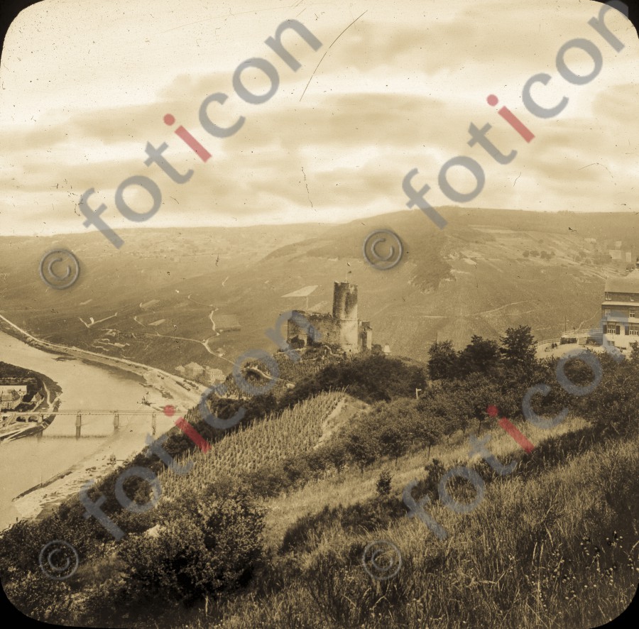 Bernkastel, Burg Landshut - Foto simon-195-041-sw.jpg | foticon.de - Bilddatenbank für Motive aus Geschichte und Kultur